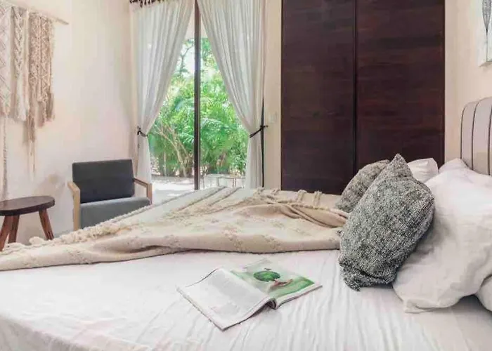 Luxury 2 Bdr 2 Bth 2 Bikes Jacuzzi Fiboptic Wifi. Appartement *