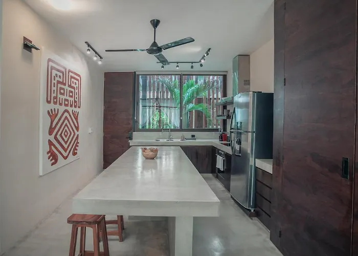 Luxury 2 Bdr 2 Bth 2 Bikes Jacuzzi Fiboptic Wifi. * Tulum