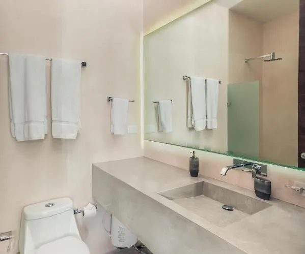 Appartement Luxury 2 Bdr 2 Bth 2 Bikes Jacuzzi Fiboptic Wifi.